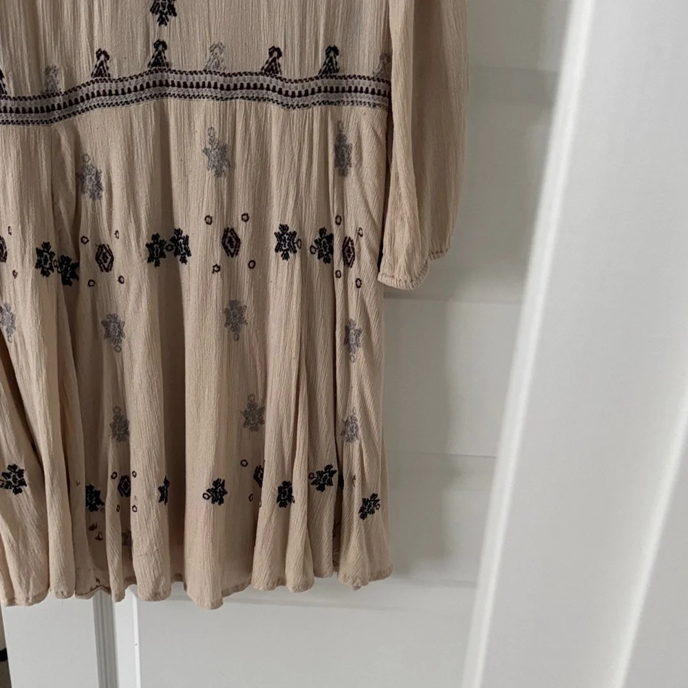 Free People Beige Dress with Black Embroidery - Picture 7 of 7